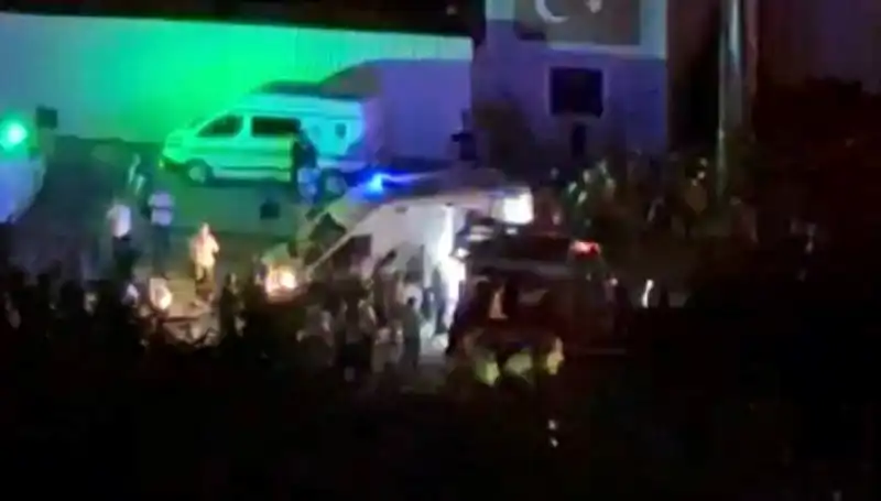 Genç Şoför Tırda Hayatına Son Verdi: Olayın Ardında Ne Var?