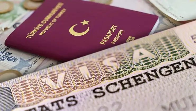Türk Vatandaşlarına Schengen Vizesi Kolaylığı: Yeni Düzenlemelerle Hız Kazanıyor
