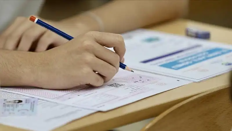 Nizip'teki Genç Zihinler: 2023 YKS Şampiyonu Kim?