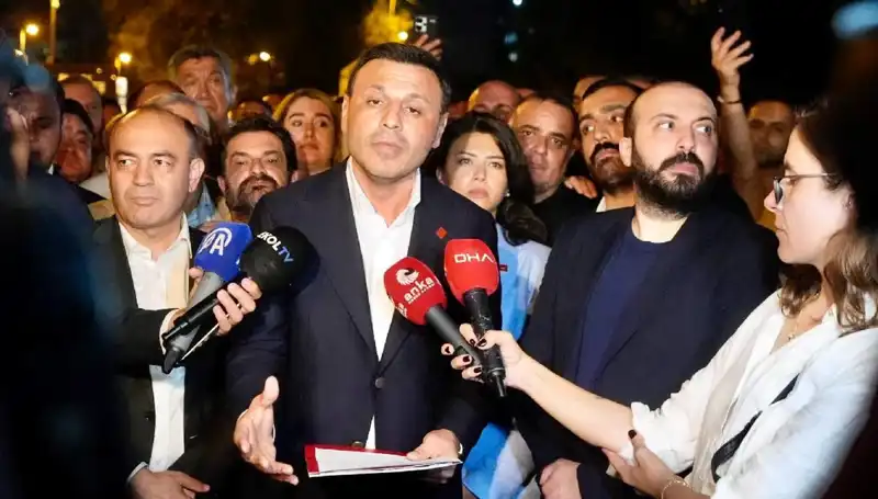 CHP İstanbul İl Başkanı Özgür Çelik, Başsavcılığa İfade Verdiği Anları Anlattı