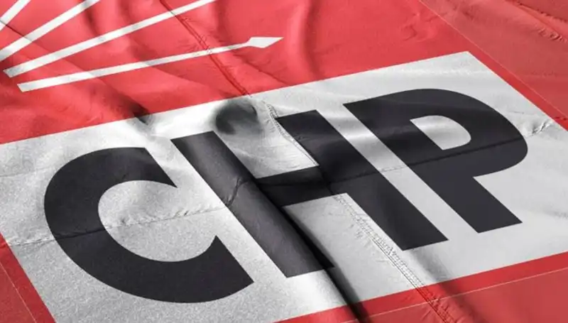 Bayrampaşa'da Sıcak Gelişme: CHP'li Üye Murat Salman İstifa Etti