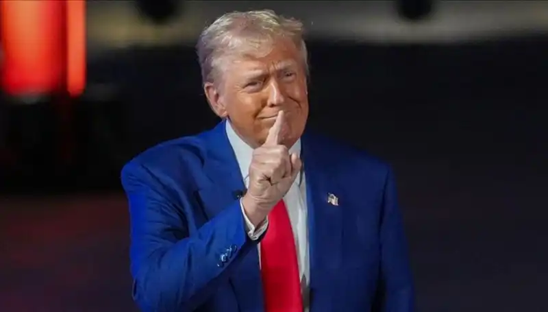 Trump, Wall Street Journal'ı Basın Havuzundan Çıkararak Dikkatleri Üzerine Çekti