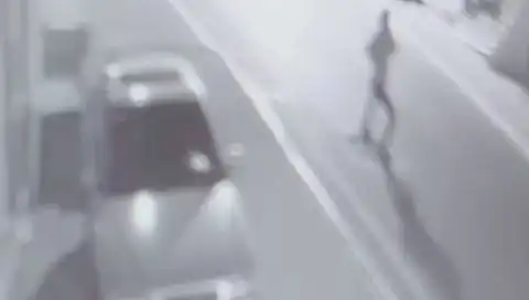 Sokak Ortasında El Yapımı Patlayıcı İle Şok Edici Olay!