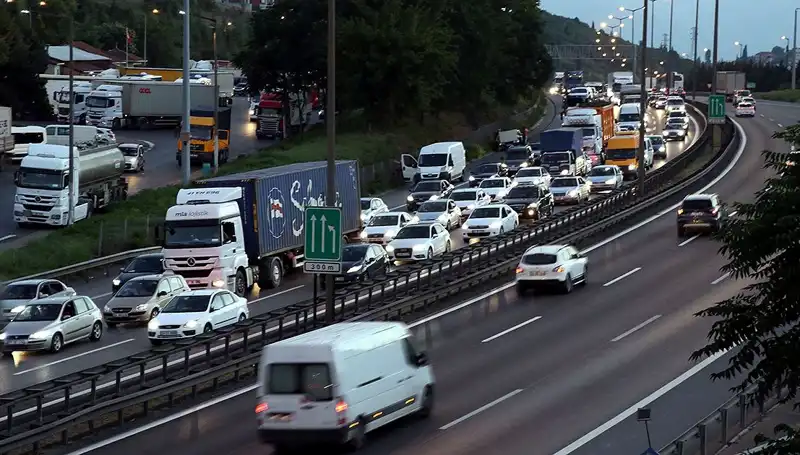 Bayram Tatilinde Yoğun Trafiğe Karşı Alınan Önlemler Açıklandı