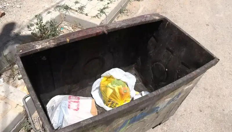 Evde Doğum Yapan Kadının Sırrı: Bebek Çöpe Mi Atıldı?