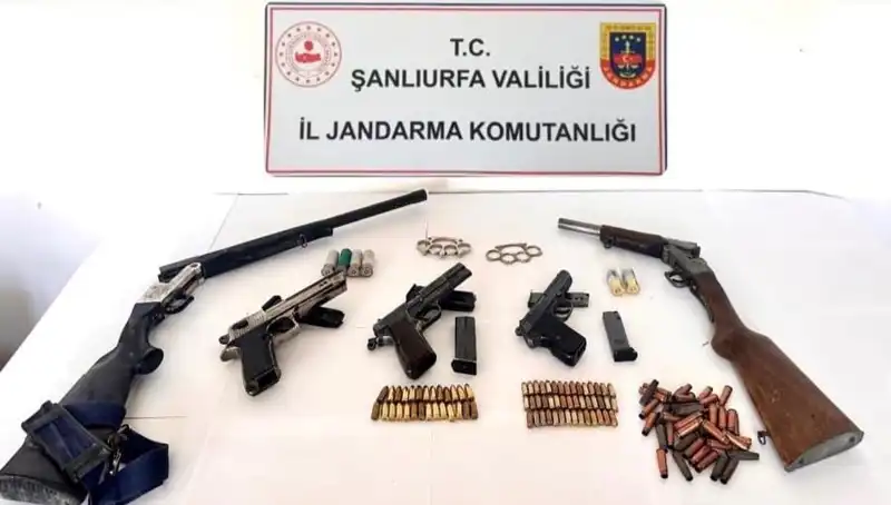 Şanlıurfa'da Ruhsatsız Silah Operasyonu: Tutuklamalar Gerçekleşti!