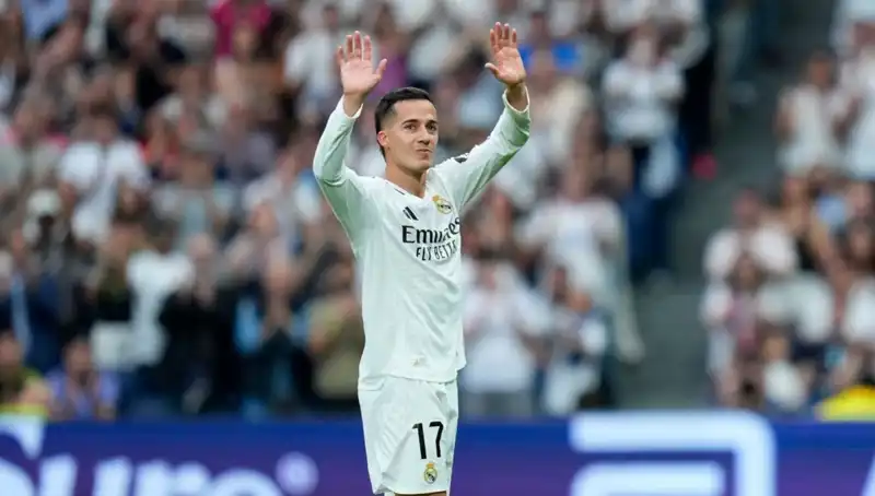 Beşiktaş'ın Sağ Bek Arayışı: Madrid'den Yıldız İsim Yolda