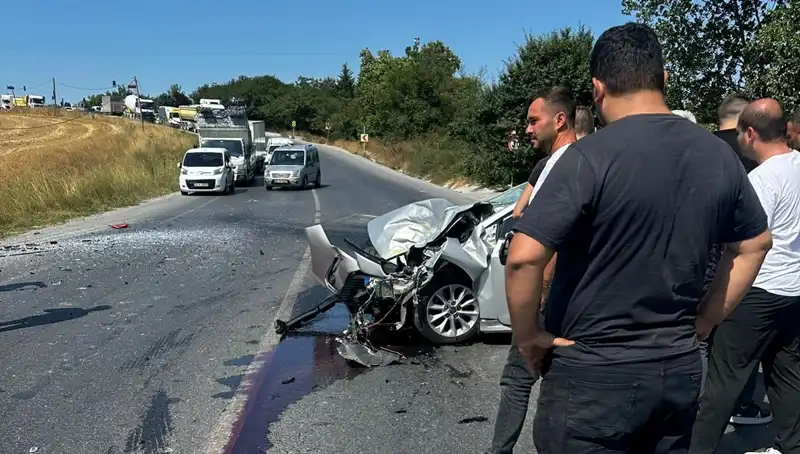 İstanbul'da Dehşet Anları: Kalp Krizi Geçiren Şoför Otobüse Çarptı