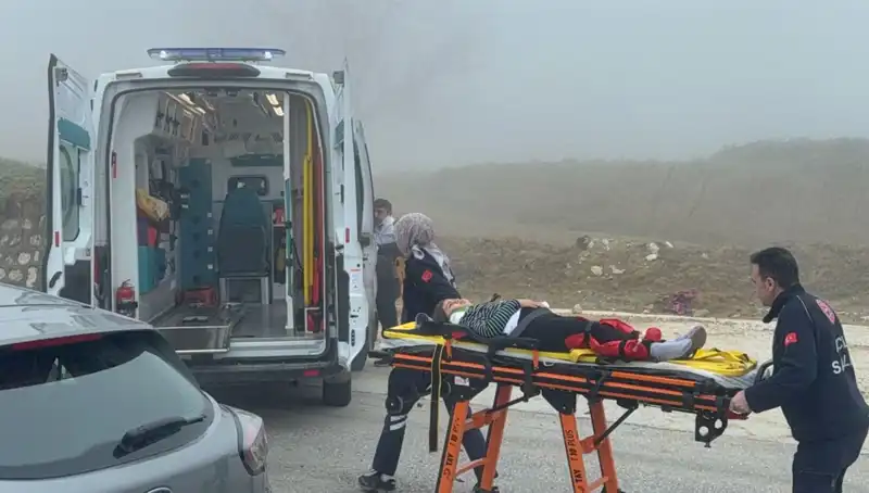 Düzce'de Yoğun Sis Kazası: 6 Kişi Yaralandı!