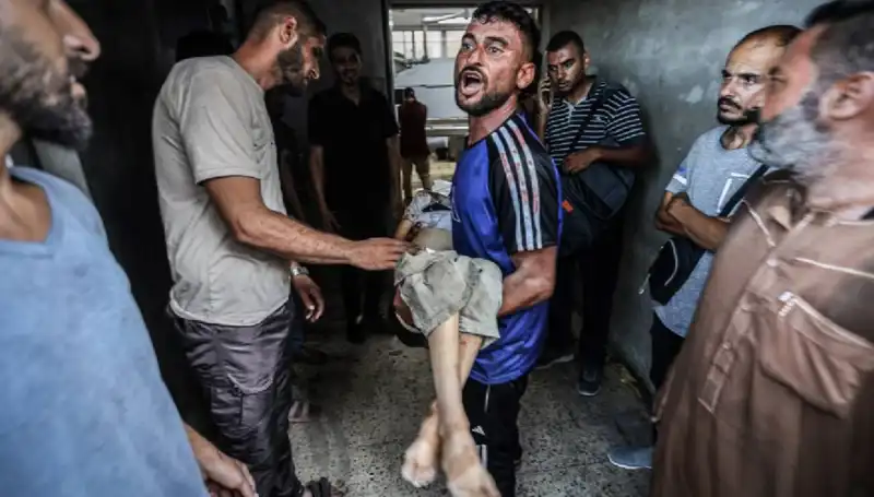 Gazze'de Kanlı Gün: İsrail, 90 Filistinliyi Hayatından Etti