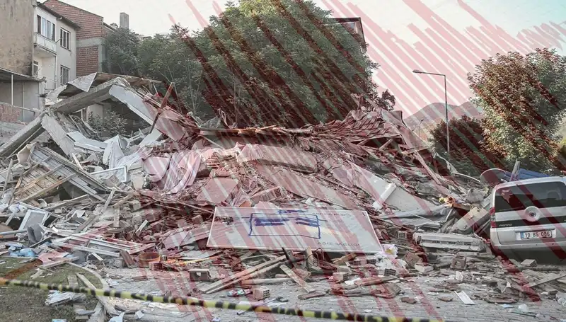 Balıkesir Sındırgı'da 4 Büyüklüğünde Deprem: Halk Sarsıldı