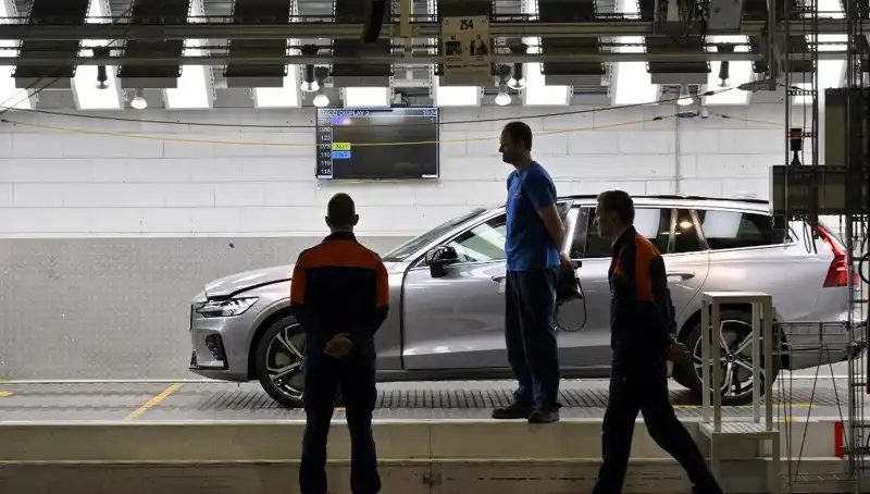 Volvo’dan Şaşırtan Hamle: Bazı Modellerin Satışı Durduruldu
